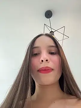 MiaJacksonn online show from June 10, 2026, 4:39 pm