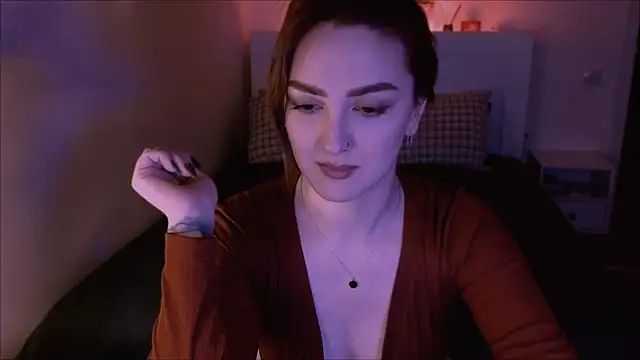 LilyFarey online show from January 10, 2025, 6:06 pm