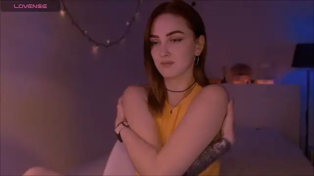 Snapshot of LilyFarey chatting on September 20, 2025, 8:54 pm LilyFarey online show from September 20, 2025, 8:54 pm