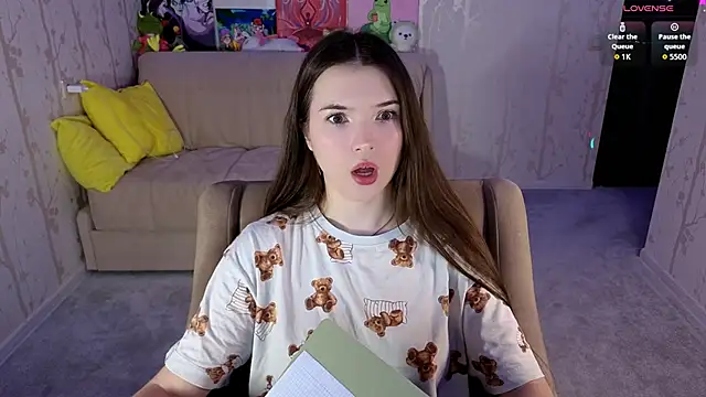 Eva Davie online show from February 26, 2026, 3:11 pm