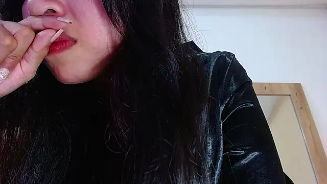 Snapshot of Sweet_baby_hellen chatting on December 7, 2024, 6:54 am Sweet baby hellen online show from December 7, 2024, 6:54 am