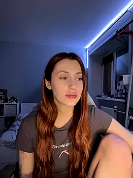 Uniarten online show from November 23, 2025, 6:30 pm