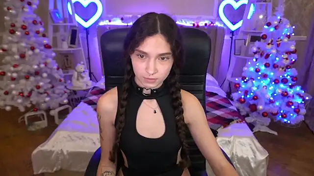BabyFlowerr online show from December 26, 2024, 5:37 am