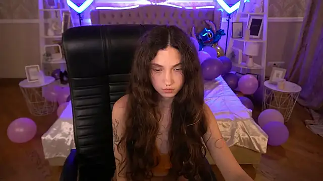 BabyFlowerr online show from January 19, 2025, 11:10 pm