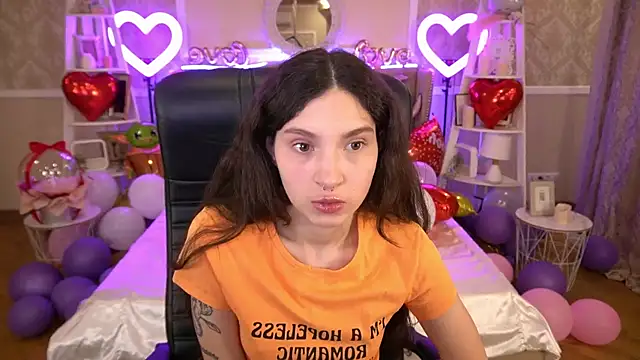 BabyFlowerr online show from February 15, 2025, 5:41 am