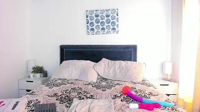 ZulyMichels online show from January 16, 2025, 4:07 pm