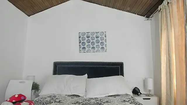 ZulyMichels online show from March 6, 2025, 12:41 pm