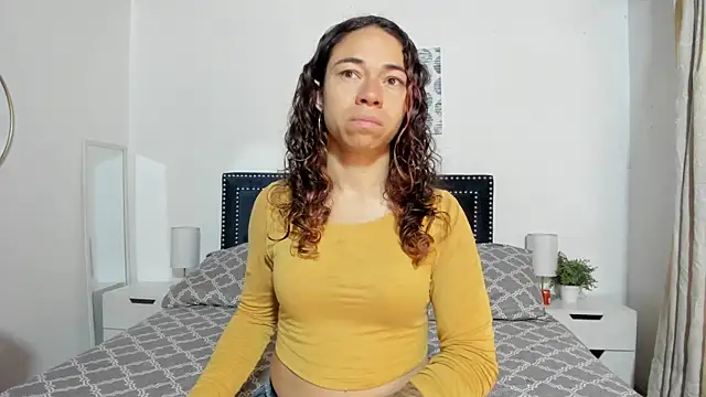 ZulyMichels online show from June 9, 2026, 12:39 pm