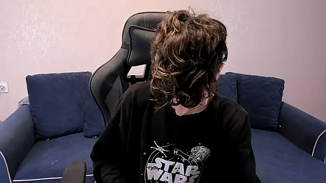 Snapshot of James_Mills chatting on October 11, 2025, 7:01 pm James Mills online show from October 11, 2025, 7:01 pm