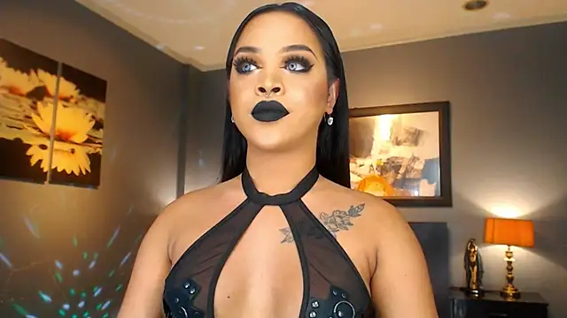 MarryQueen22 online show from April 27, 2026, 12:41 am
