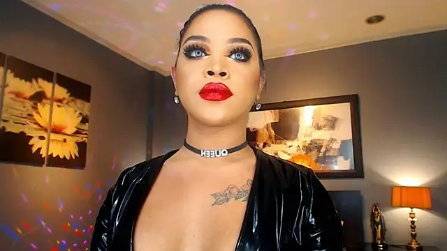 MarryQueen22 online show from May 5, 2026, 12:18 am