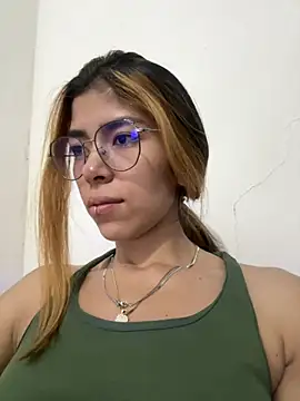 Girl Cherry online show from January 12, 2025, 2:03 am