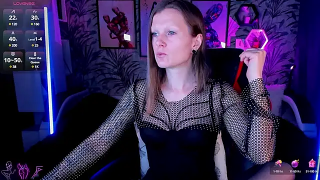 Snapshot of Devi_Evi chatting on January 17, 2025, 8:22 pm Devi Evi online show from January 17, 2025, 8:22 pm