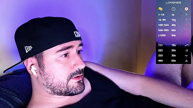 Snapshot of DominantTheo chatting on February 7, 2025, 6:14 am DominantTheo online show from February 7, 2025, 6:14 am