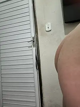 VIC22SECRET online show from November 16, 2025, 1:11 am