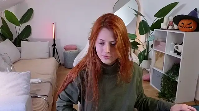 Snapshot of doll_lesli chatting on October 19, 2025, 9:32 am doll lesli online show from October 19, 2025, 9:32 am