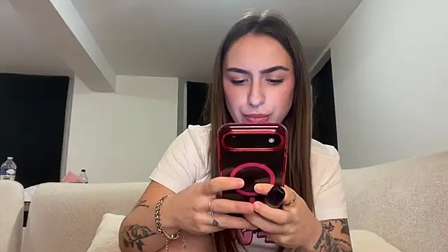 Snapshot of onefire56 chatting on March 6, 2026, 8:49 pm onefire56 online show from March 6, 2026, 8:49 pm