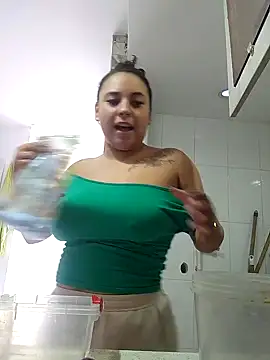 LizzRouse online show from October 10, 2025, 5:12 pm