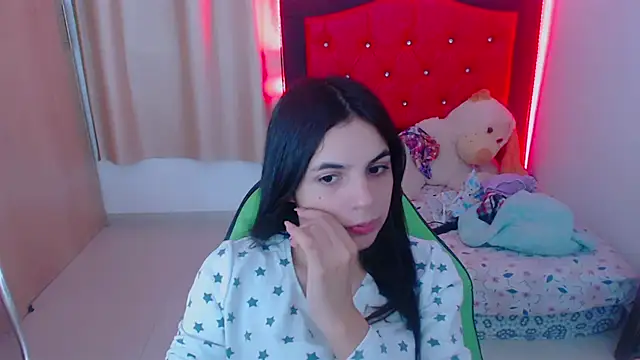  elenna online show from December 14, 2024, 5:25 pm