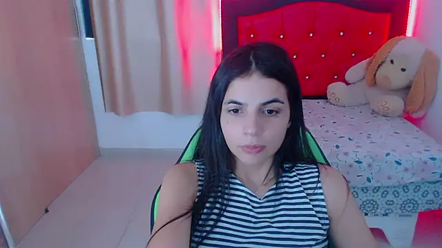  elenna online show from December 23, 2024, 8:25 pm