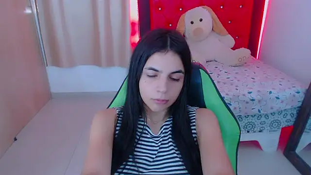 elenna online show from December 27, 2024, 8:39 pm