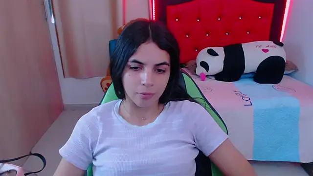 elenna online show from January 21, 2025, 8:32 pm