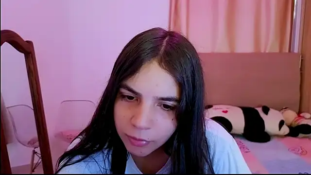  elenna online show from April 23, 2026, 5:59 pm