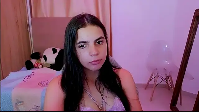  elenna online show from May 5, 2026, 5:54 pm