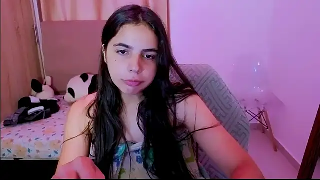  elenna online show from May 6, 2026, 6:24 pm
