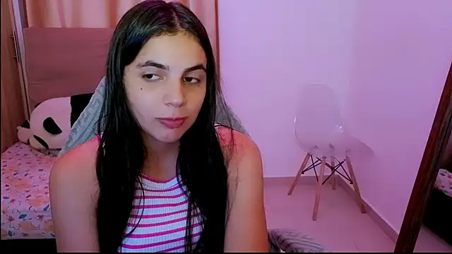 Snapshot of _elenna chatting on May 13, 2026, 7:00 pm elenna online show from May 13, 2026, 7:00 pm