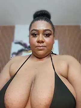 BiancaFollerach online show from June 16, 2026, 11:35 am