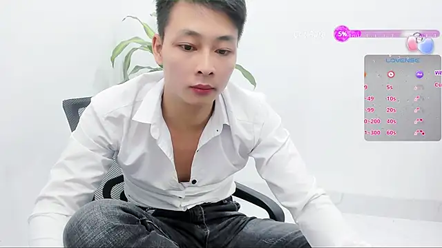 Naughty--asian online show from January 15, 2025, 5:47 pm