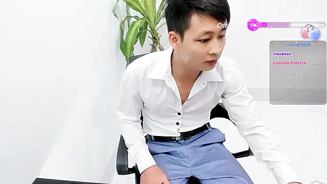 Naughty--asian online show from January 20, 2025, 5:37 am