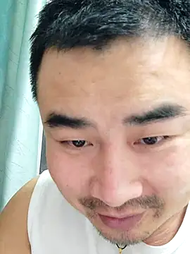 guozuo online show from December 15, 2025, 4:11 pm