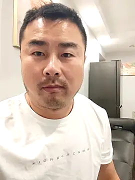 guozuo online show from April 28, 2026, 1:27 pm