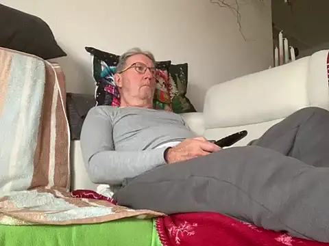 Nudelschwanz online show from January 25, 2025, 12:26 pm