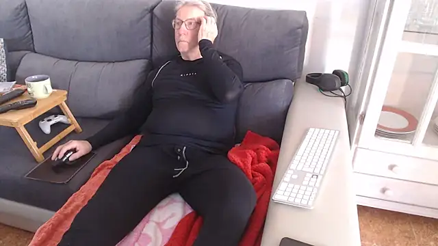 Nudelschwanz online show from February 4, 2025, 2:10 pm