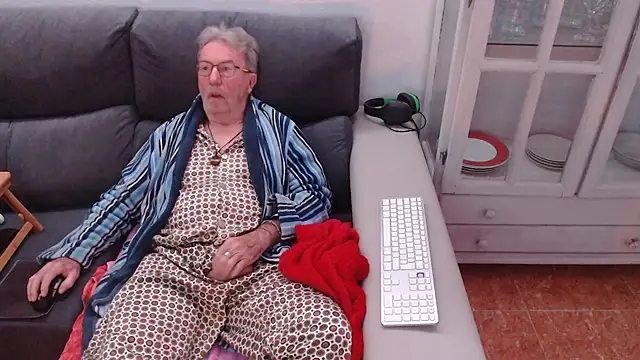 Nudelschwanz online show from February 16, 2025, 7:04 am