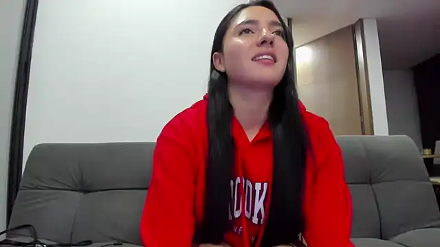 Isa And Natasha online show from February 15, 2025, 2:04 am