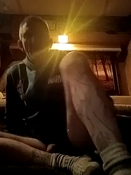 sucktraewil online show from January 2, 2025, 6:07 am