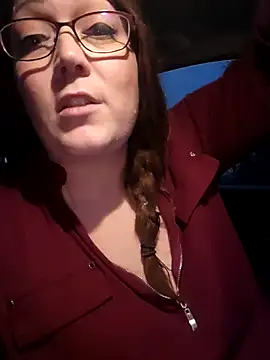 BBWQUEENBEEE online show from March 4, 2025, 2:10 pm