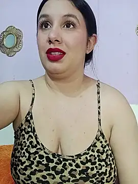 Snapshot of Deina_bunny chatting on March 28, 2026, 2:11 am Deina bunny online show from March 28, 2026, 2:11 am