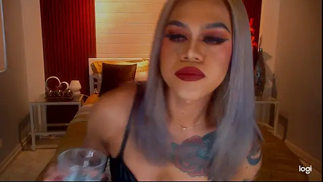StellaStrong30 online show from July 17, 2026, 1:01 am