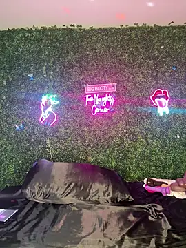 ThickAssRena online show from March 12, 2026, 8:20 am