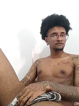 Snapshot of deagon996 chatting on February 10, 2025, 8:53 pm deagon996 online show from February 10, 2025, 8:53 pm