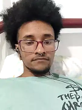 Snapshot of deagon996 chatting on February 12, 2025, 3:18 am deagon996 online show from February 12, 2025, 3:18 am