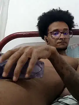 Snapshot of deagon996 chatting on March 3, 2025, 8:43 pm deagon996 online show from March 3, 2025, 8:43 pm