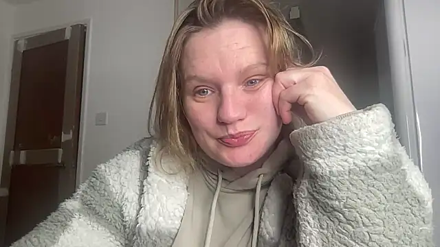 samanthaalice online show from March 21, 2025, 7:24 pm
