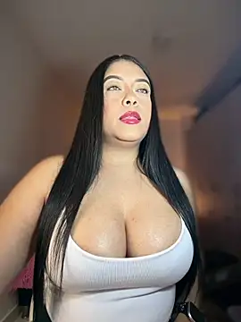 cami ortiz   online show from May 9, 2026, 5:01 am