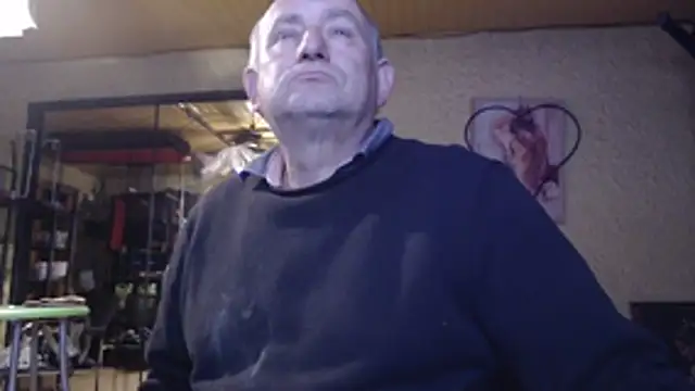 Snapshot of jeanlulu chatting on November 15, 2025, 8:38 pm jeanlulu online show from November 15, 2025, 8:38 pm